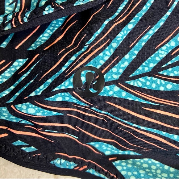 Lululemon Swim and Run Reversible Shorts - Picture 7 of 7